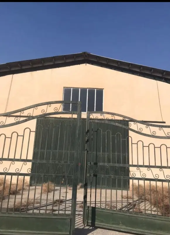 انبار  ب نزین لازم زنگ بن بوم