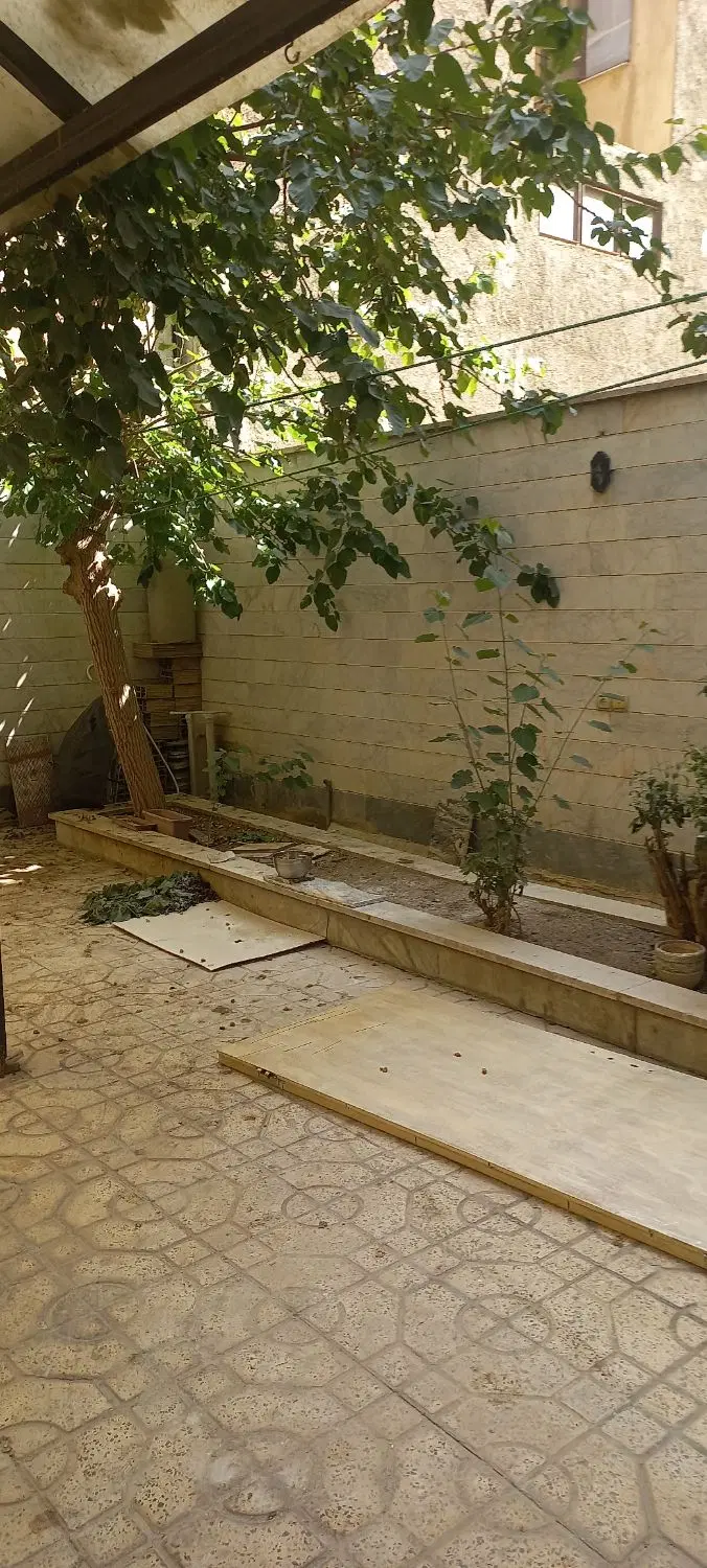 اجاره آپارتمان حیاط دار  ۱۰۰ متری