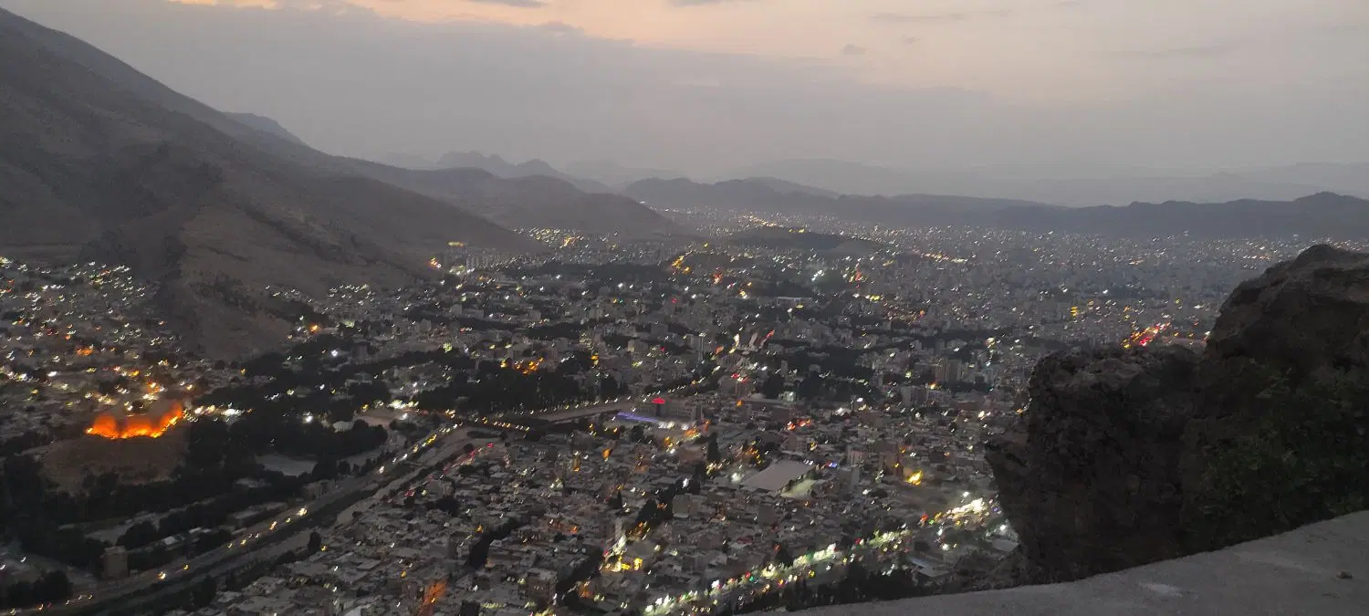 خونه دارم،همخونه میخوام