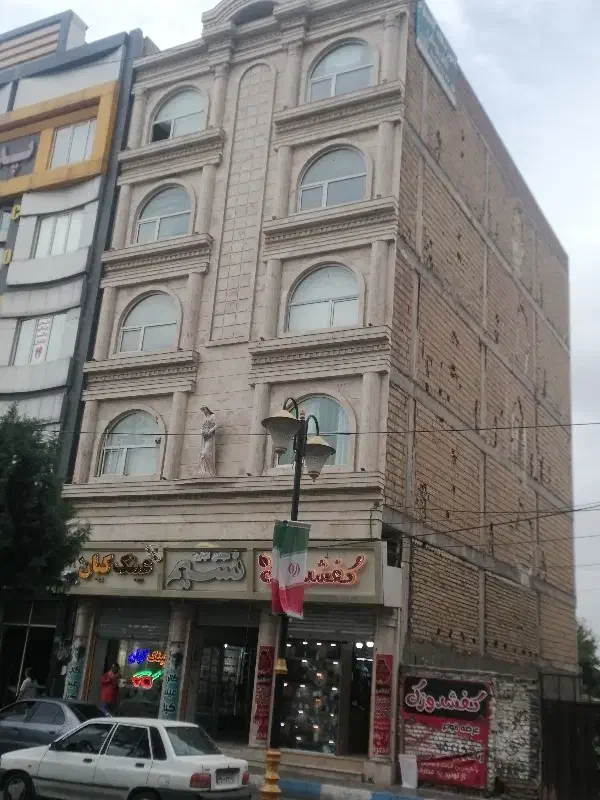 اجاره واحدتجاری