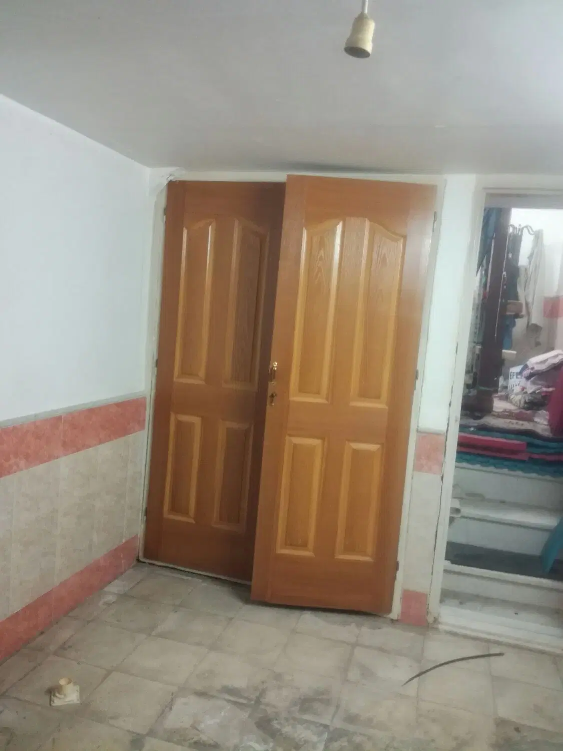 خانه.دوطبقه نیم مجزا.کشاورز جنوبی