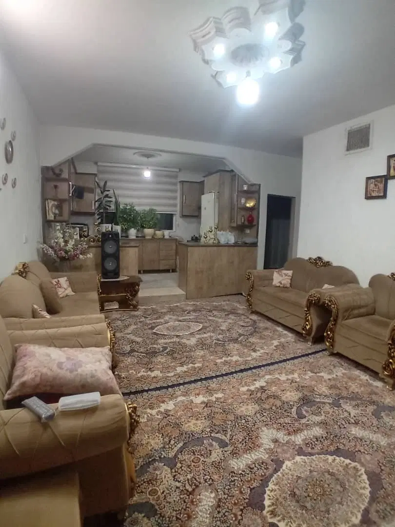 ۶۰متر دوخواب با پارکینگ کم واحد