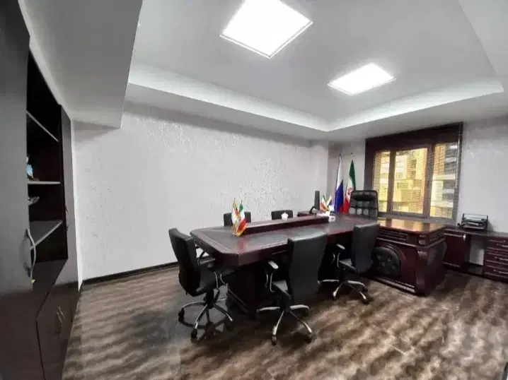 ۱۰۰متر اداری _ مناسب دفاتر