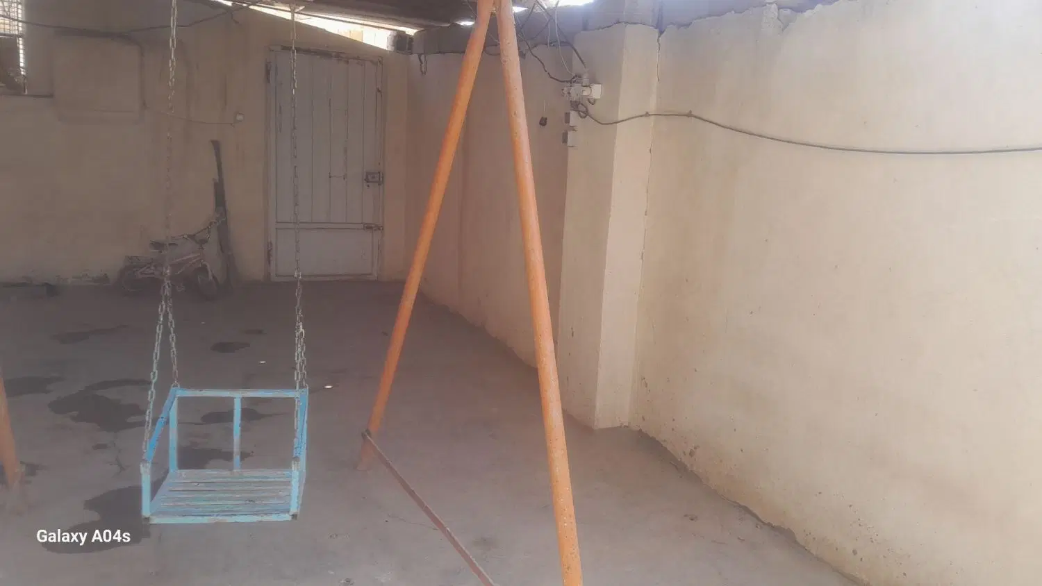 خونه باغ صالح اباد