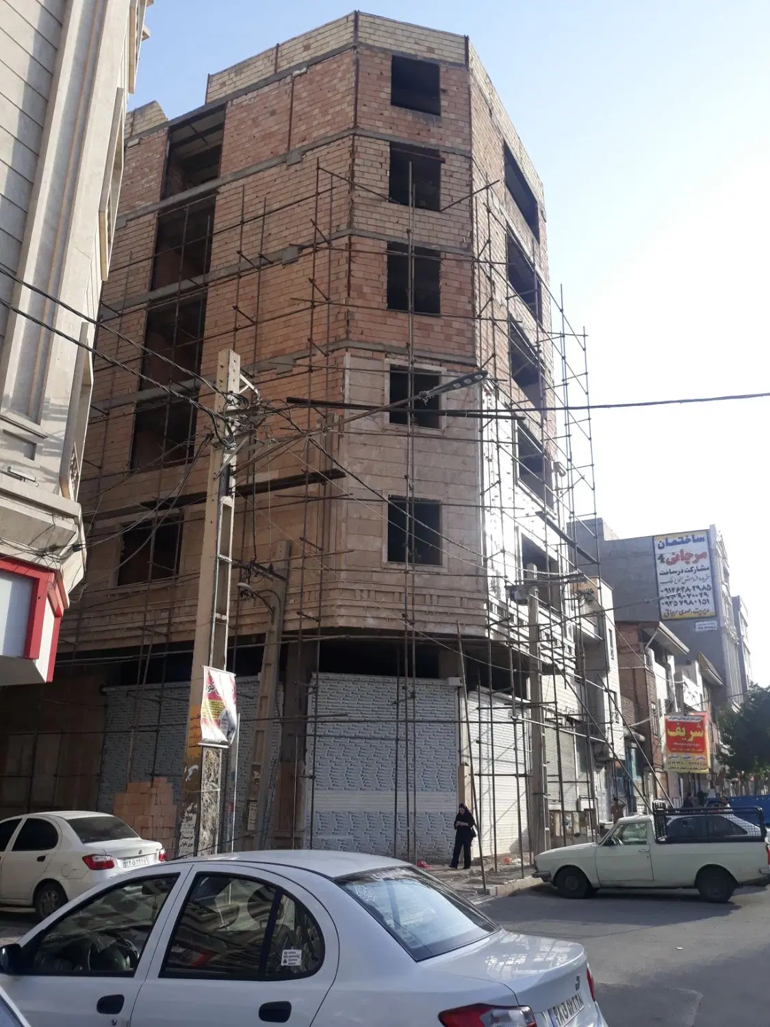 ابارتمان ۱۴۵متر پیش فروش گلستان فلکه دوم
