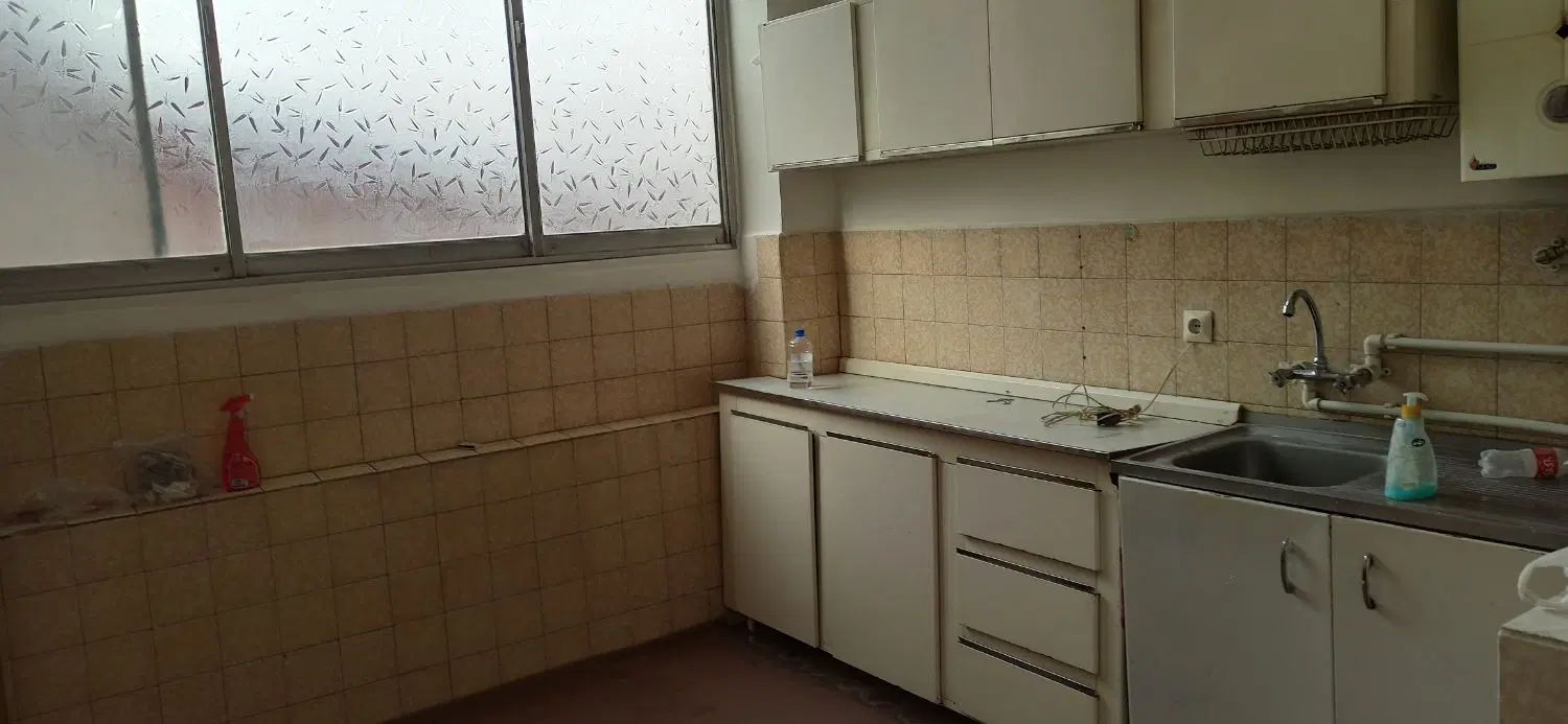 اجاره ورهن مسکونی 105متر شمس تبریزی --شرشرا