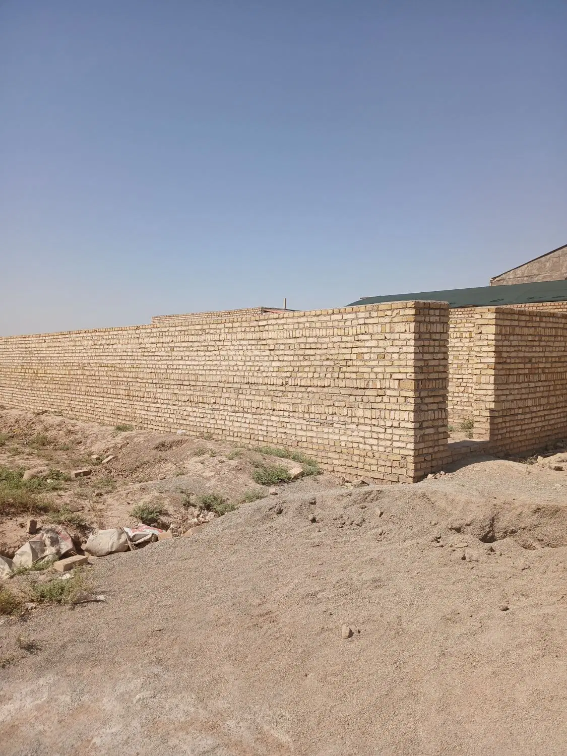 فروش چهار دیواری