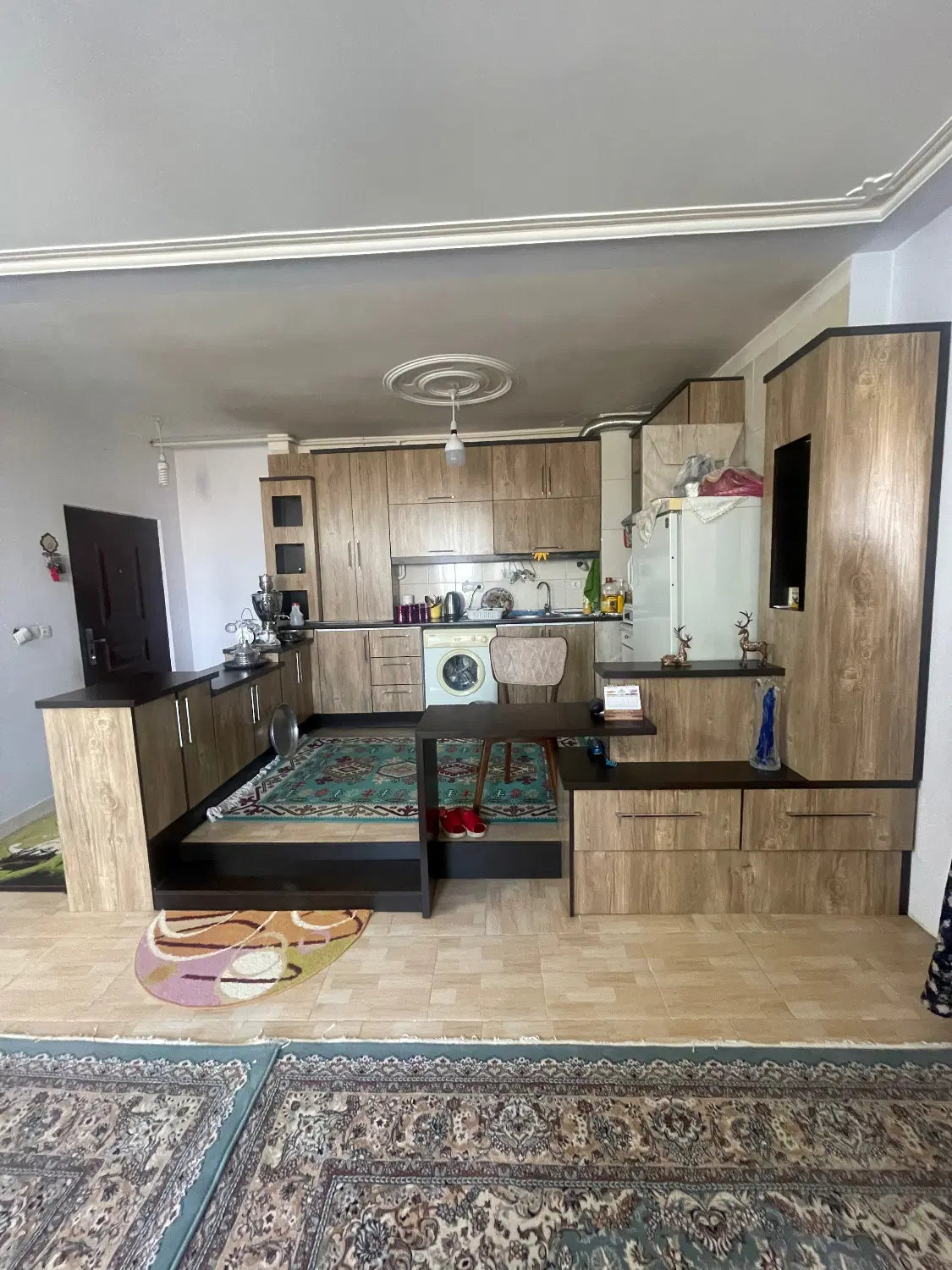 مهرگان بوستان ۷۵متری طبقه اول