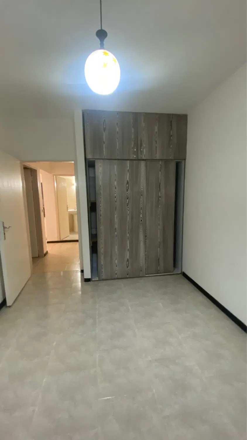 ۶۴ متر تکخواب_خوش نقشه_ آسانسور_ تخلیه