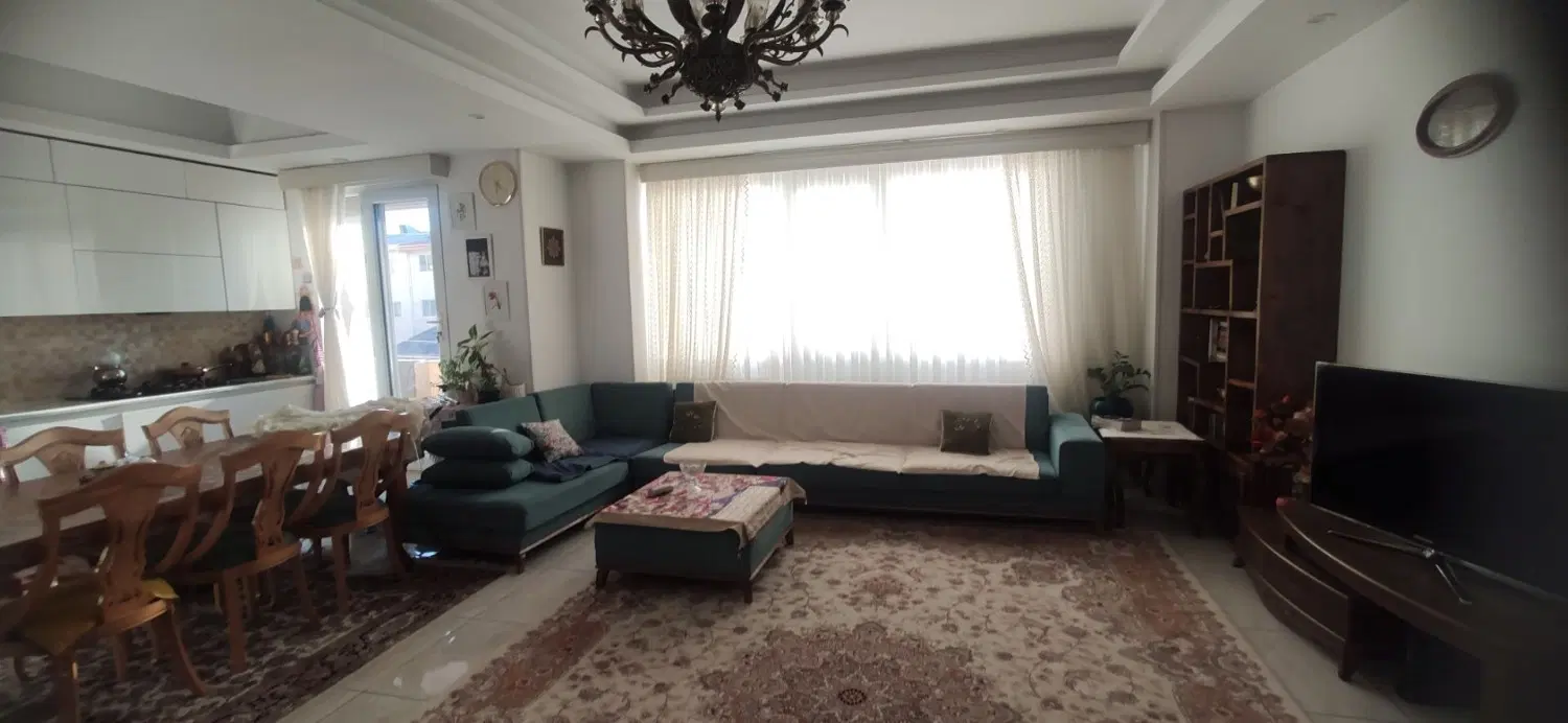اپارتمان ۱۰۱ متری در حوالی میدان تربیت