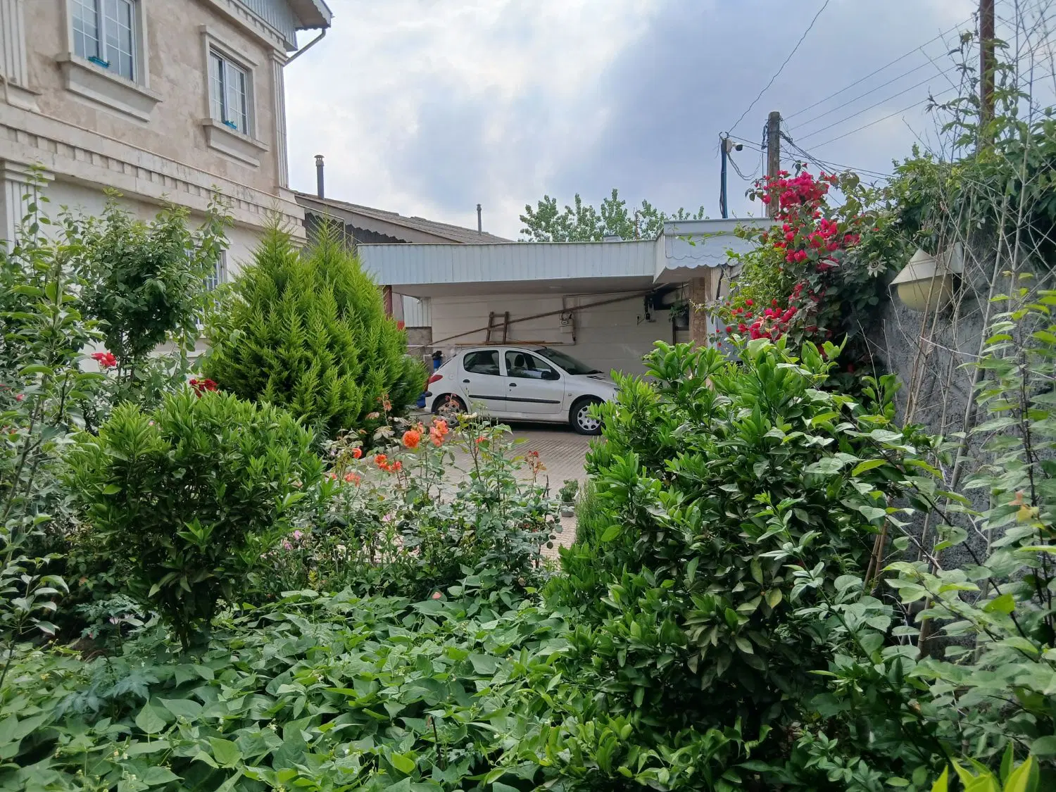 فروش ویلا دوبلکس شخصی ساز در جاده رشت به انزلی