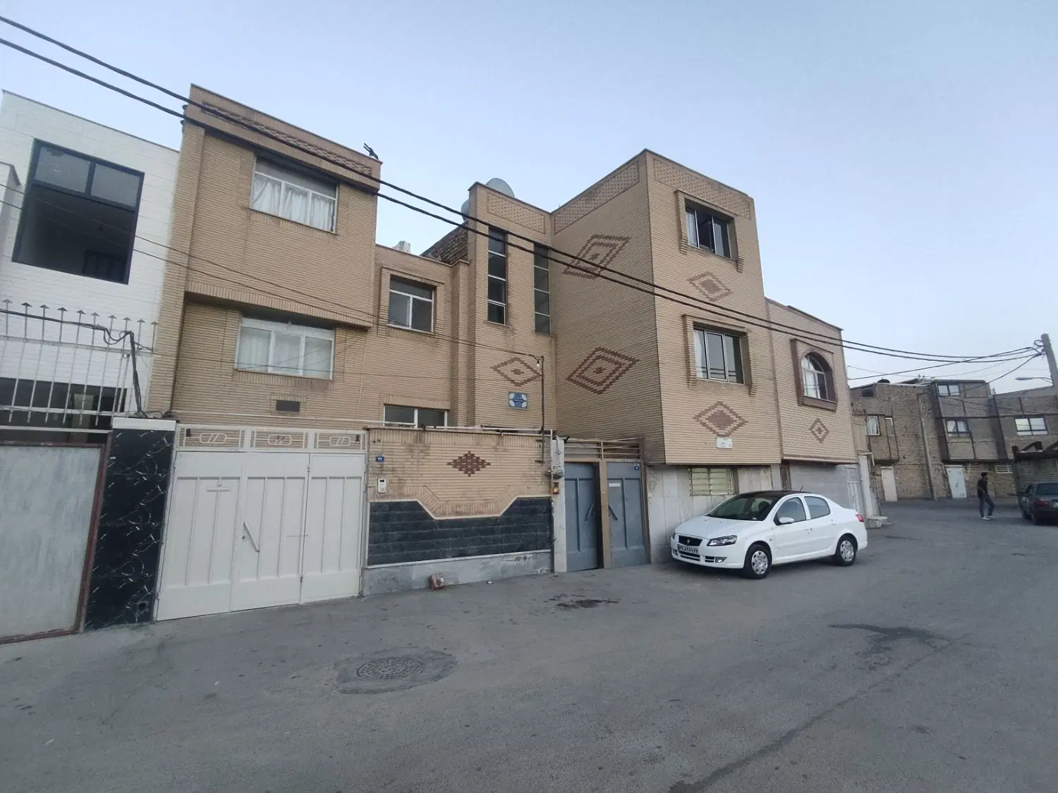 دو طبقه ابوریحان بعثت