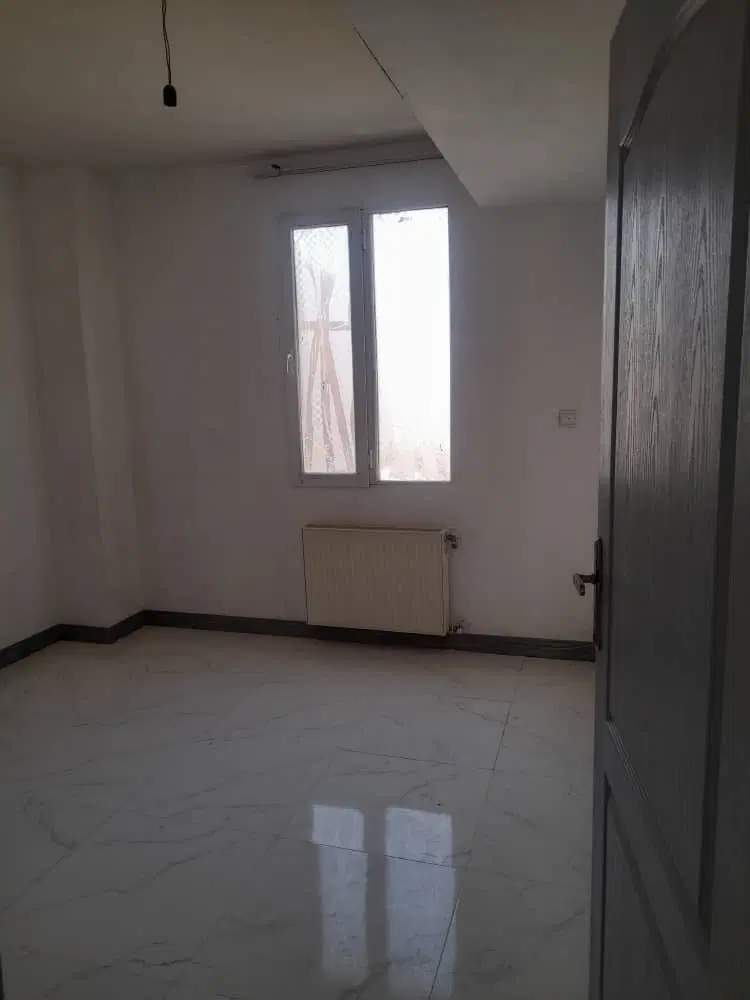 فروش‌ آپارتمان ۷۵‌متری پروژه گلها