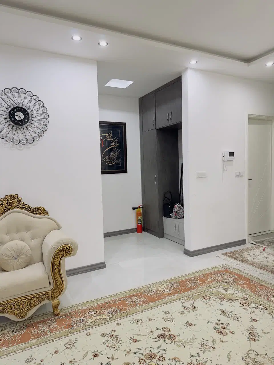 فروش یک واحد آپارتمان ۱۷۷ متری  ۳ خوابه