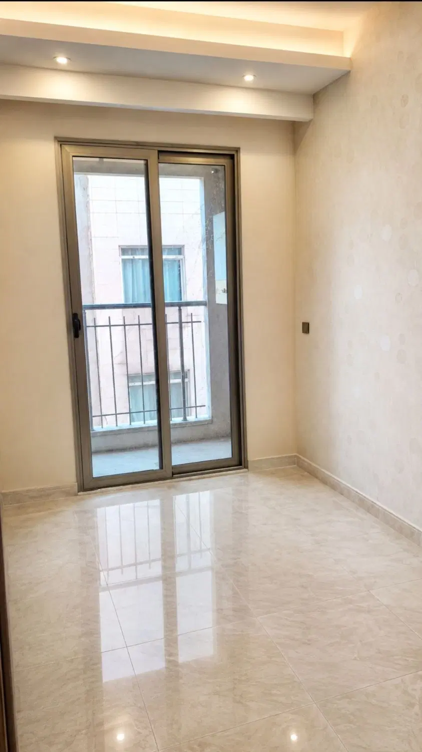 ۱۰۰ متر ۲ خواب _ امکانات کامل_ روف گاردن