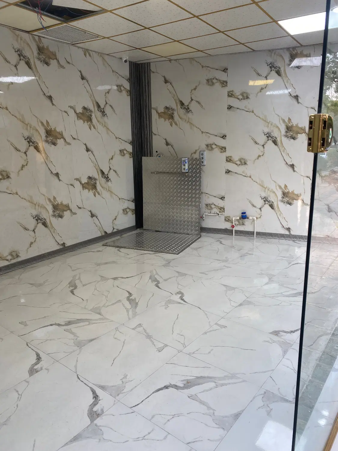 اجاره مغازه۴۶ متر در دوطبقه پیروزی انتهای پرستار