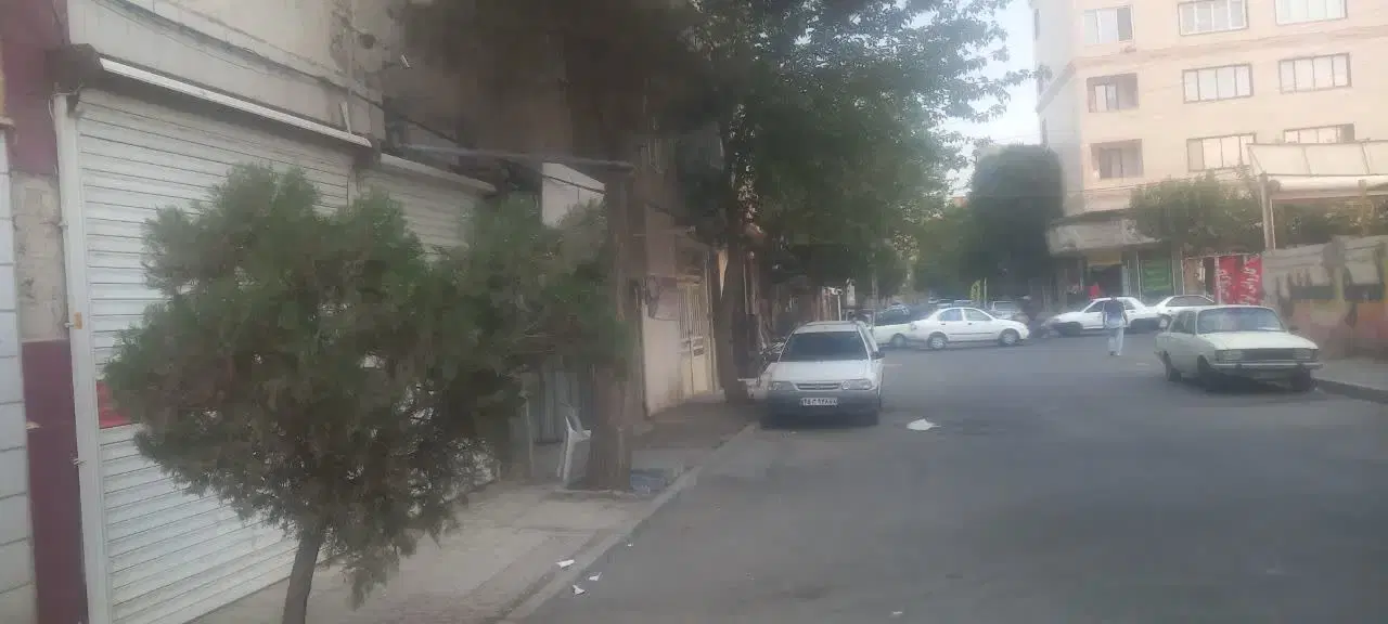مغازه ۱۷ متری تهاتر با ملک