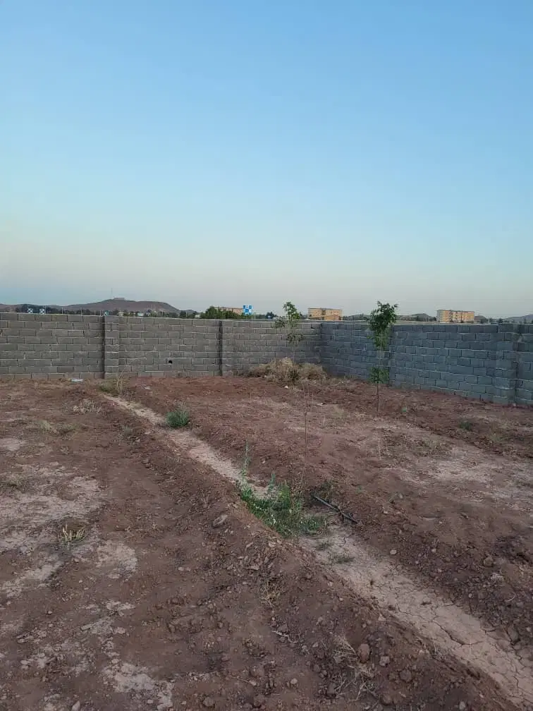 باغ چهاردیواری شهر آباد
