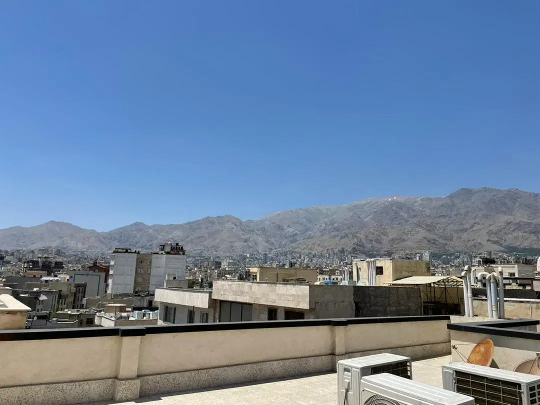 ۲۲۸ متر با ۹۵ متر قدرالسهم سنایی زیر قیمت