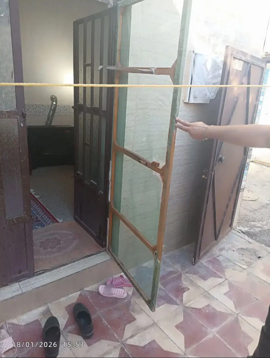 منزل یکخواب ۹۰ متری درب حیاط