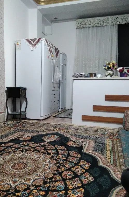 رهن کامل ملک ۸۰متری در مجتمع مسکونی