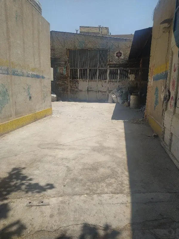 اجاره کارگاه بر خیابان