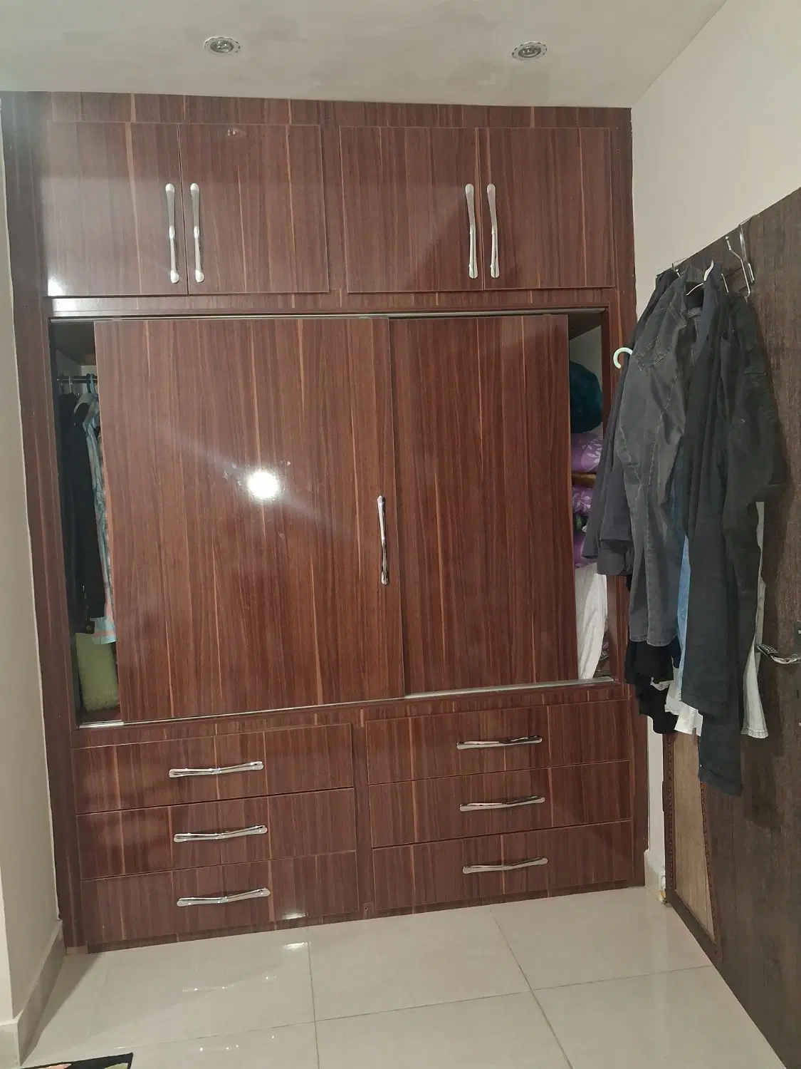 فروش یک واحد خانه
