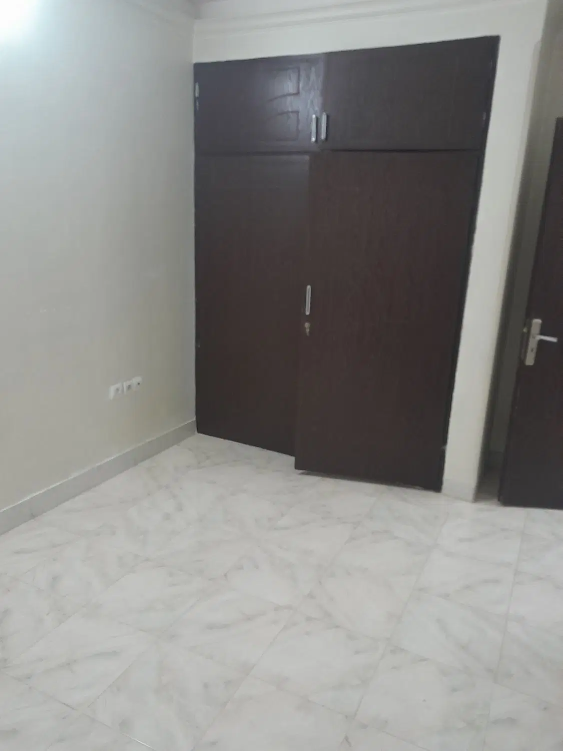 ۸۵متر ۲ خواب بهترین لوکیشن انسجام