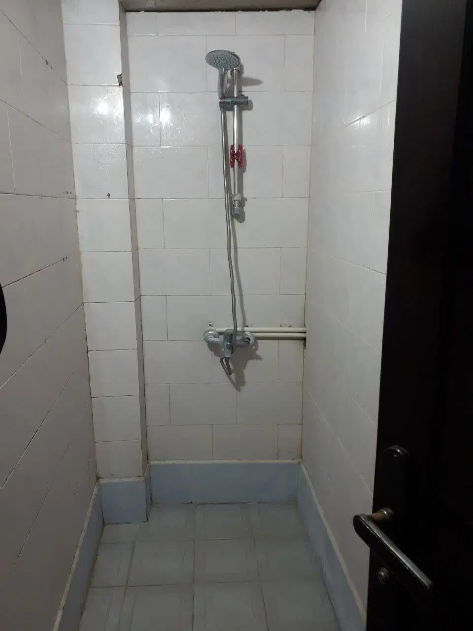 آپارتمان ۱۰۰ متری