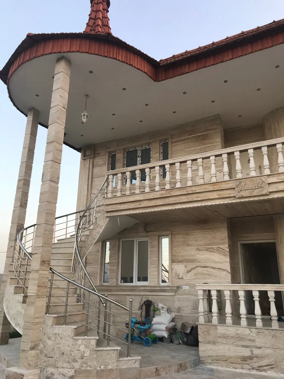 ۲۳۰ متر ویلایی در قائمشهر
