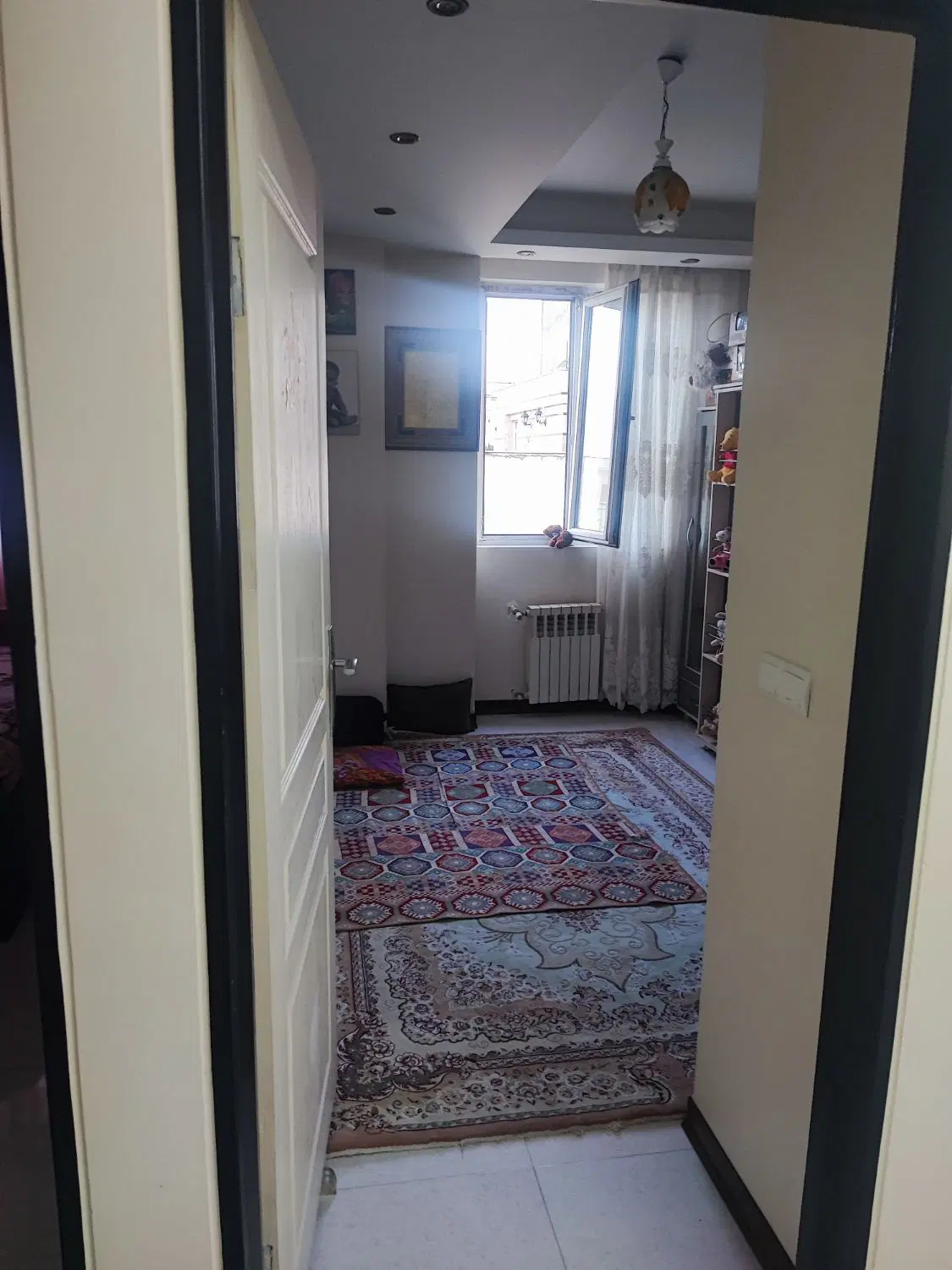 آپارتمان 88متری تو شرقی های تکاوران