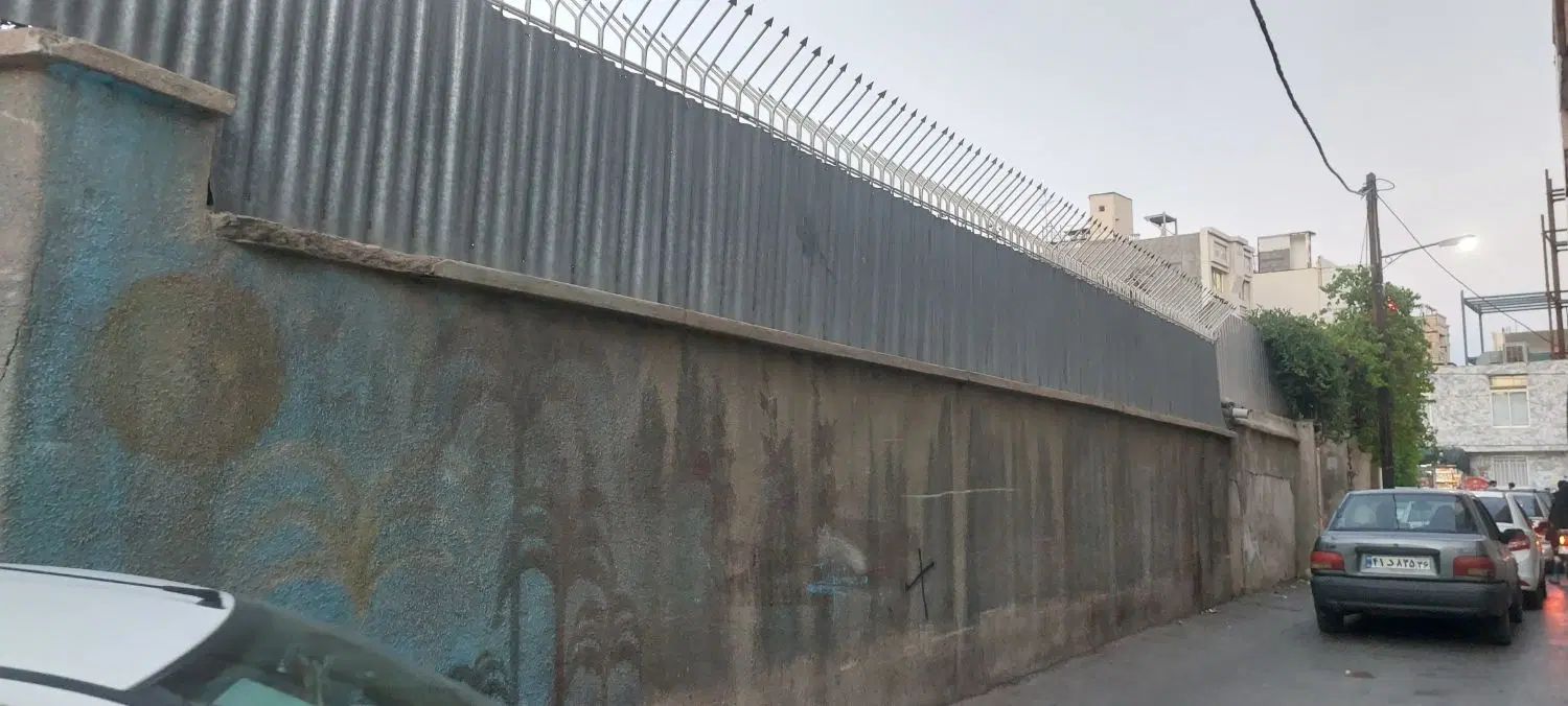 زمین ۳۰۰ متری سند ملک