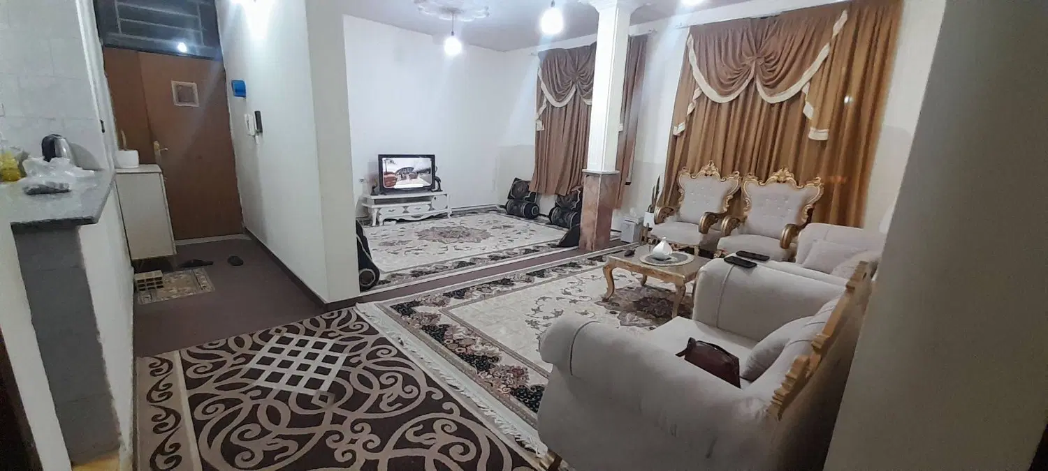 اجاره اپارتمان ۲ خوابه نبش بلوار عدل