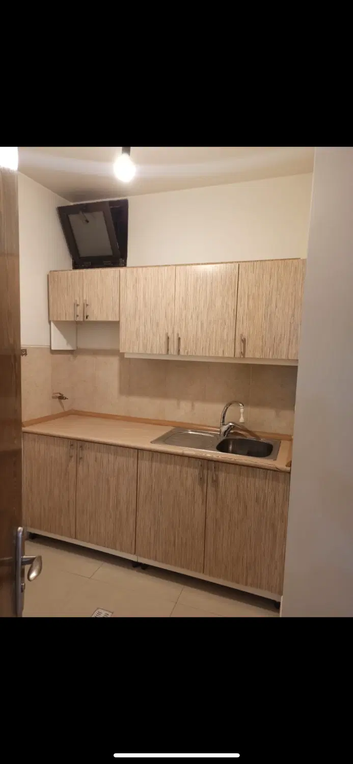اجاره دفترکار ۱۰۰ متری  نظرشرقی