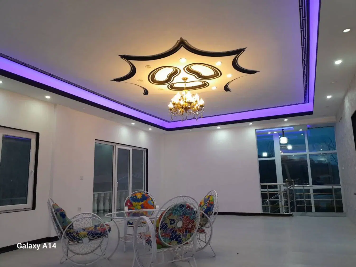 ویلا باغ مجلل سند دار ۴۱۰ متر شهرکی منطقه برند