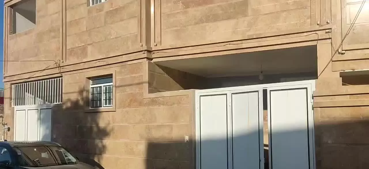 فروش طبقه پایین با سند تک برگ