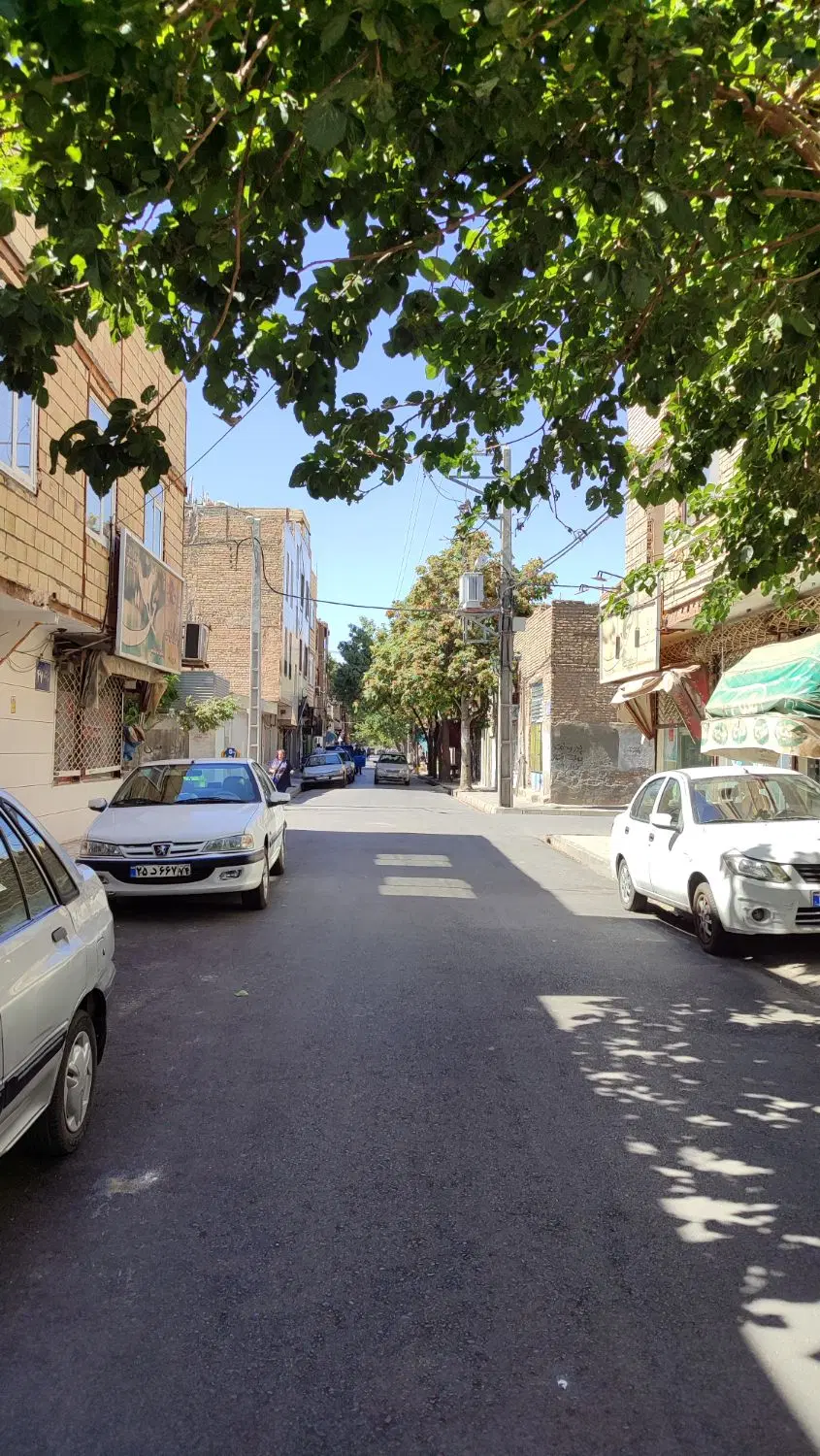 منزل دوبلکس 100متری با 50متر مغازه تجاری