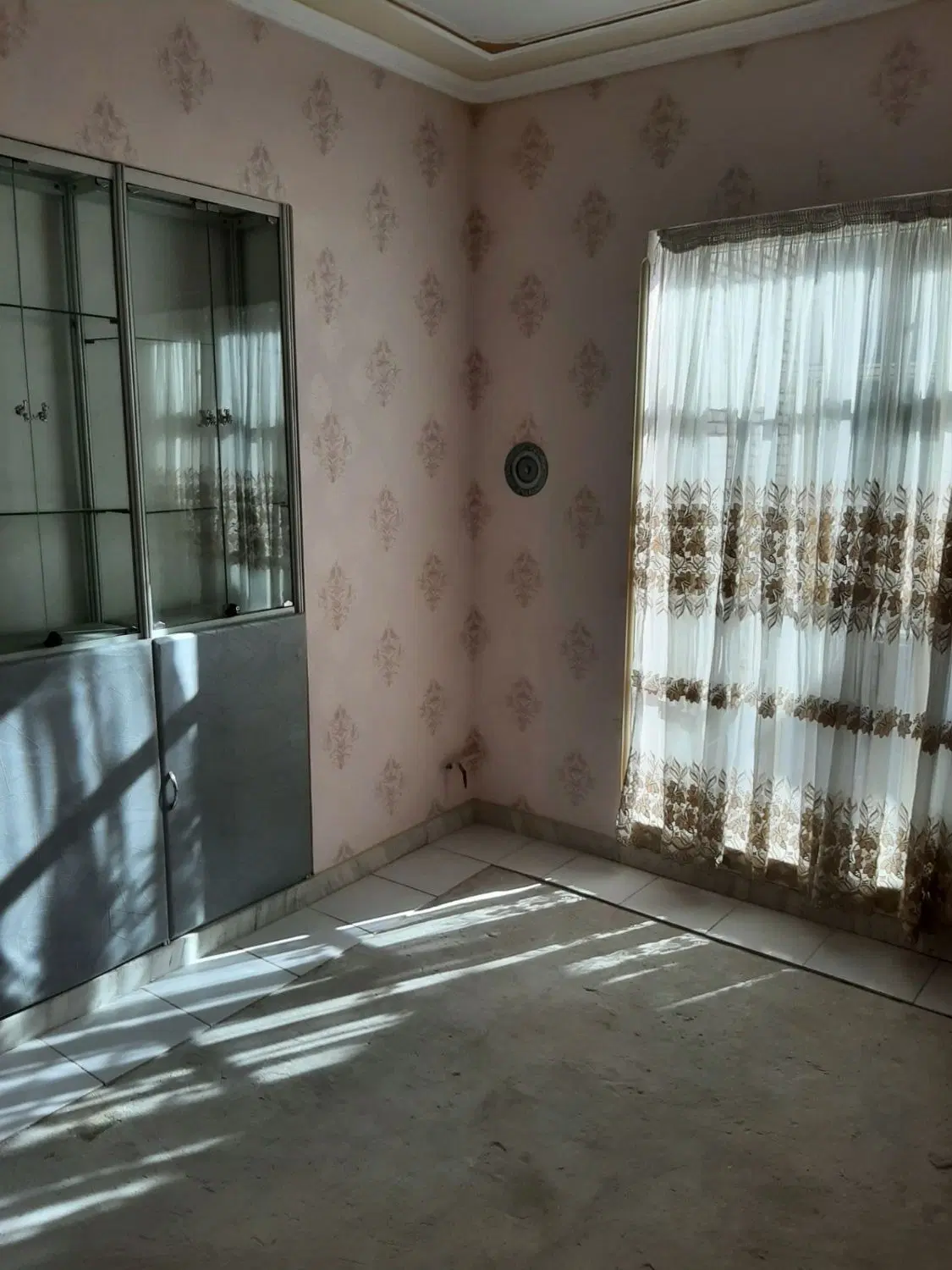 خانه نقلی دو نبش دوطبقه چهارراه مارالان