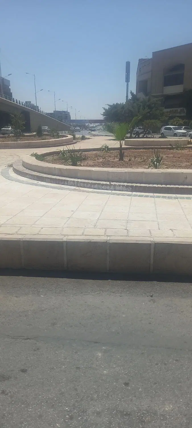 مغازه تجاری خیابان امام خمینی