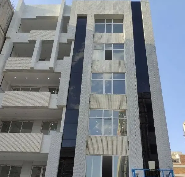 ۸۸متری دوخواب جلو طبقه۳پارکینگ وانباری سندی