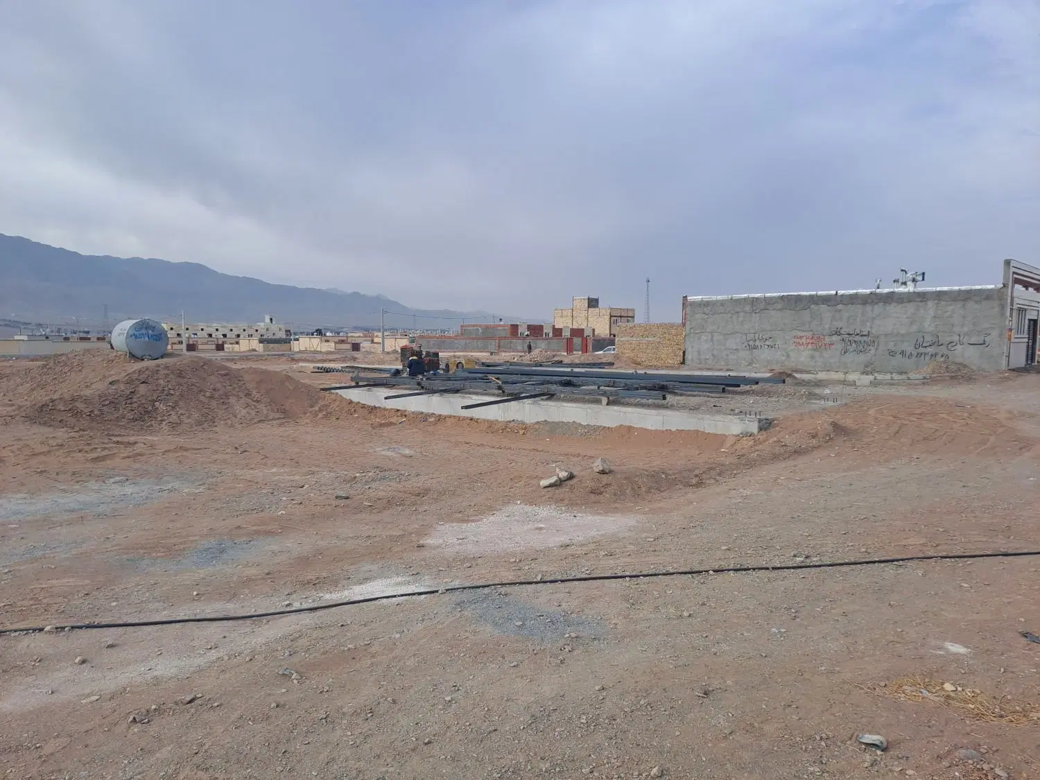 زمین حاجی اباد دارای سند تک برگ