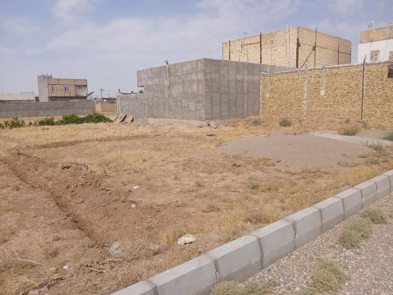 زمین مسکونی سه راه کهک