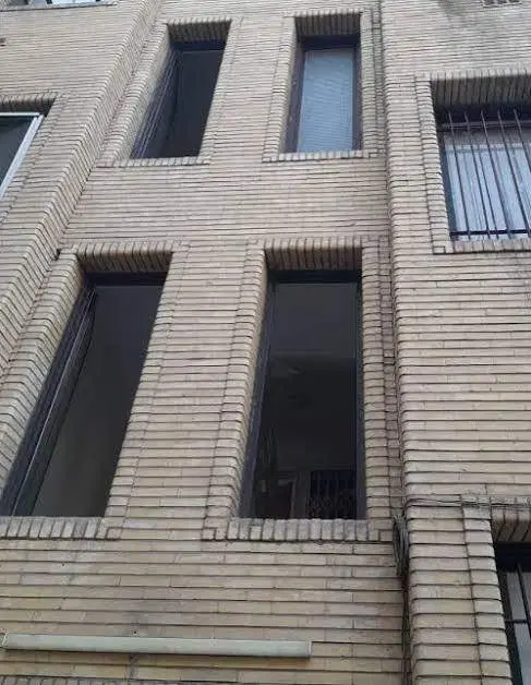 زمین کلنگی ۴۰۰ متری در ابن‌یمین با مجوز ساخت