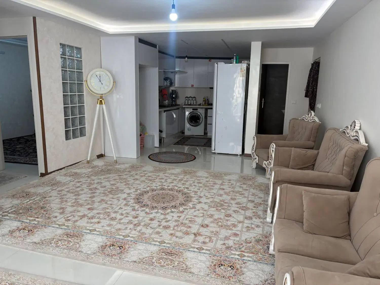 آپارتمان 120متر 3 خواب پارکینگ بدون مزاحم هنرستان