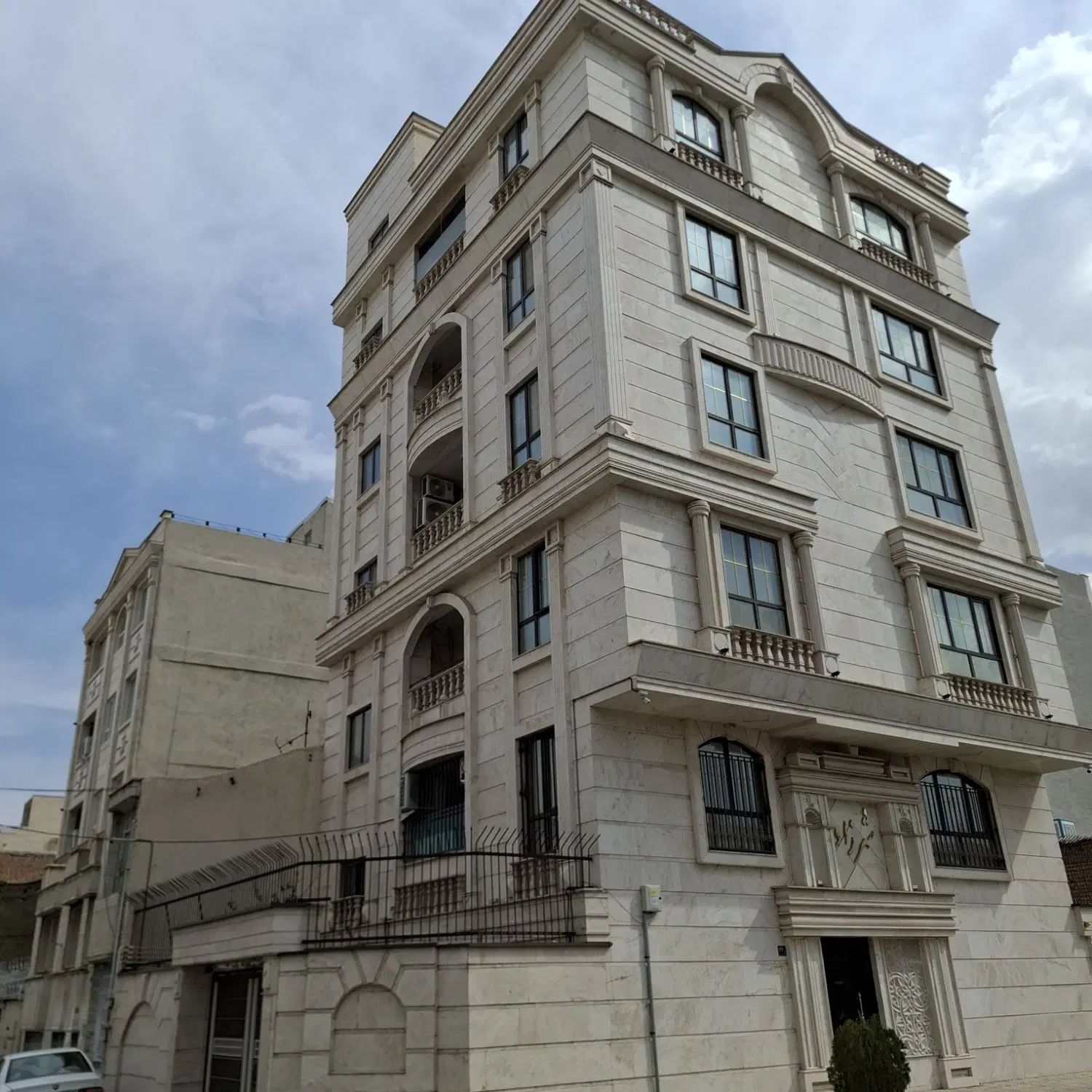 فروشی باغ ویلا نظم اباد