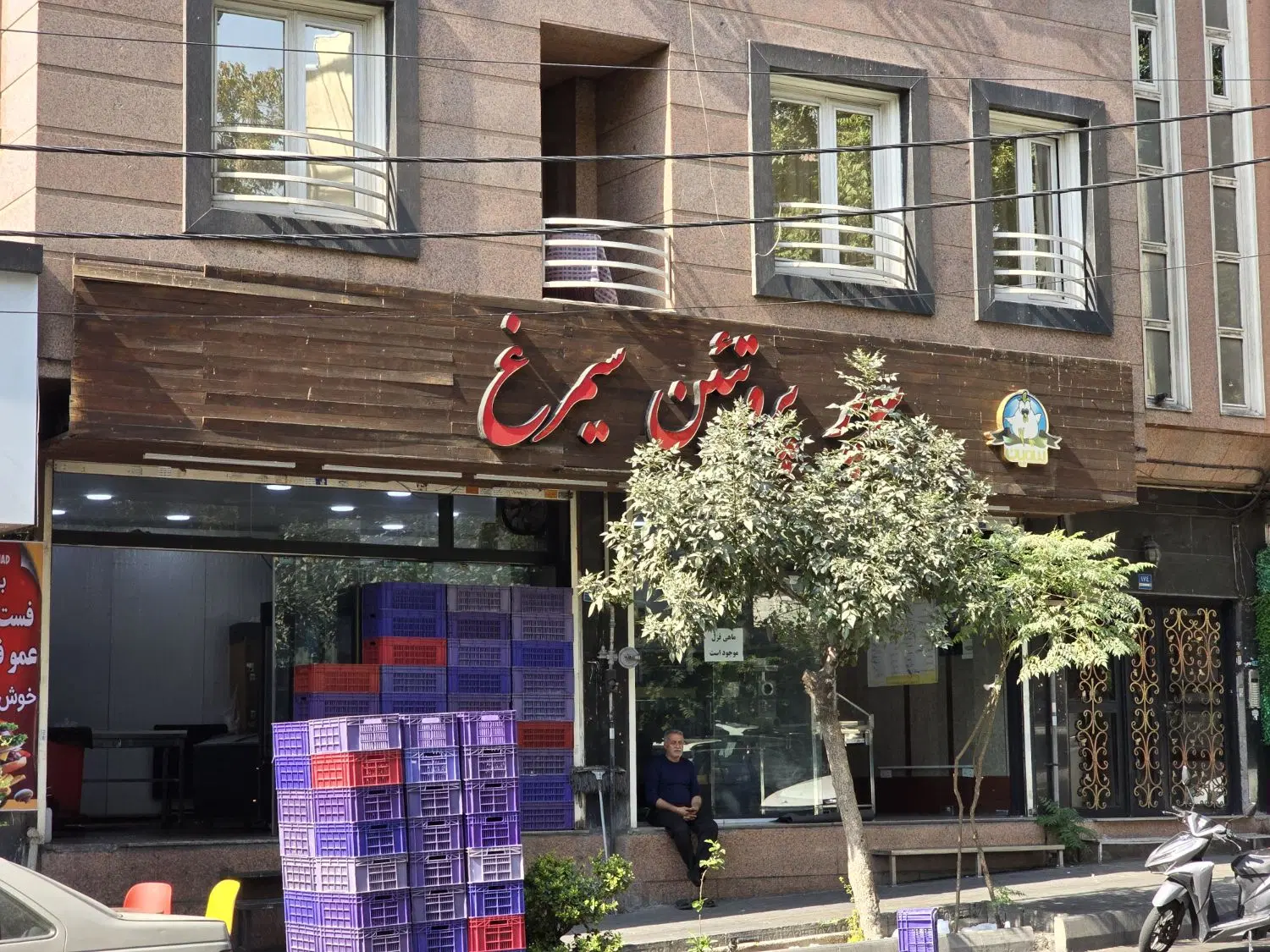 اجاره مغازه ۷۰ متری