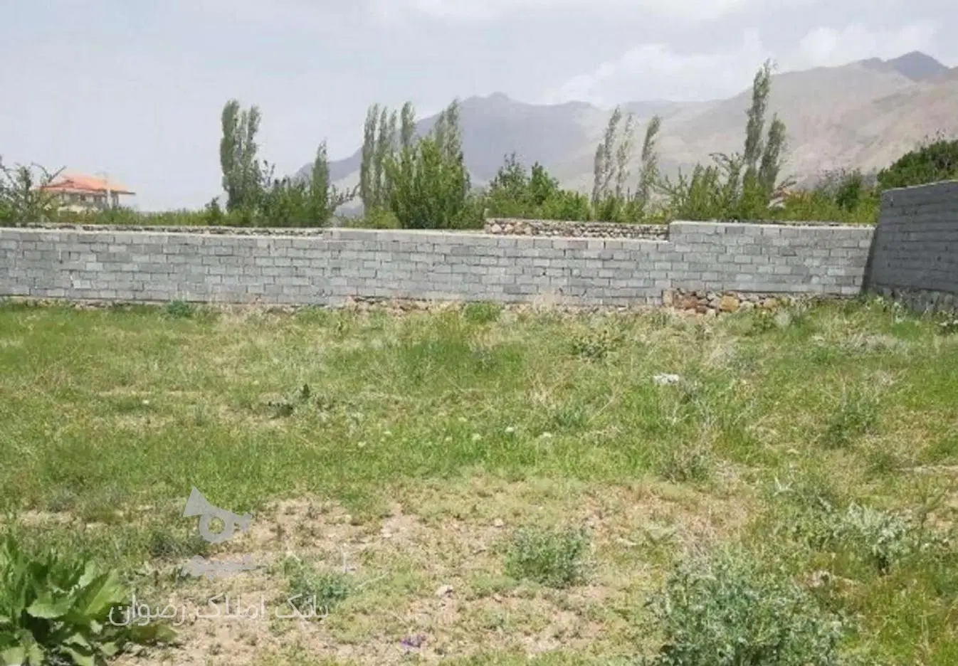 زمین مسکونی 900 میلیون