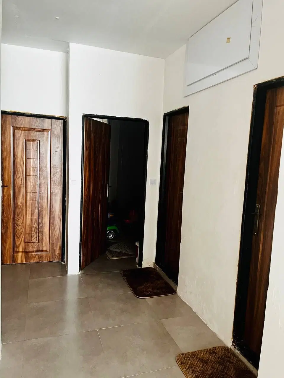 آپارتمان ۹۰ متری ، نور گیر ، با پارکینگ
