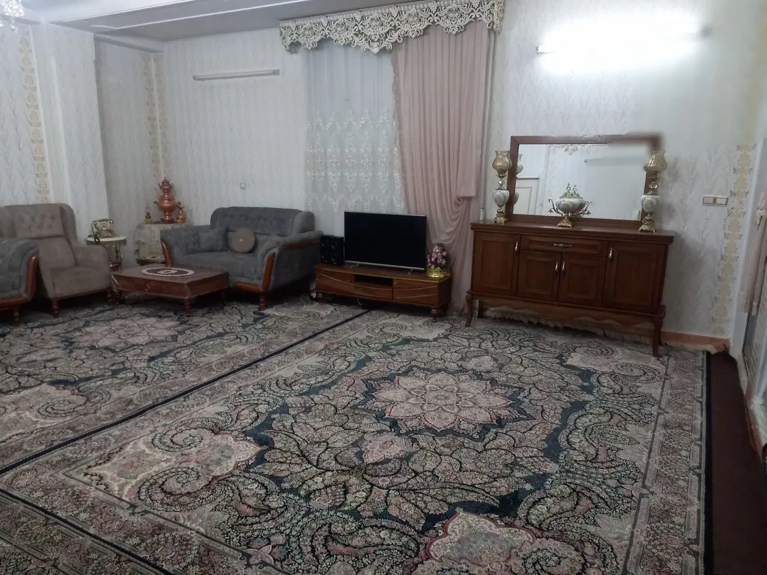 خانه طبقاتی ثمین