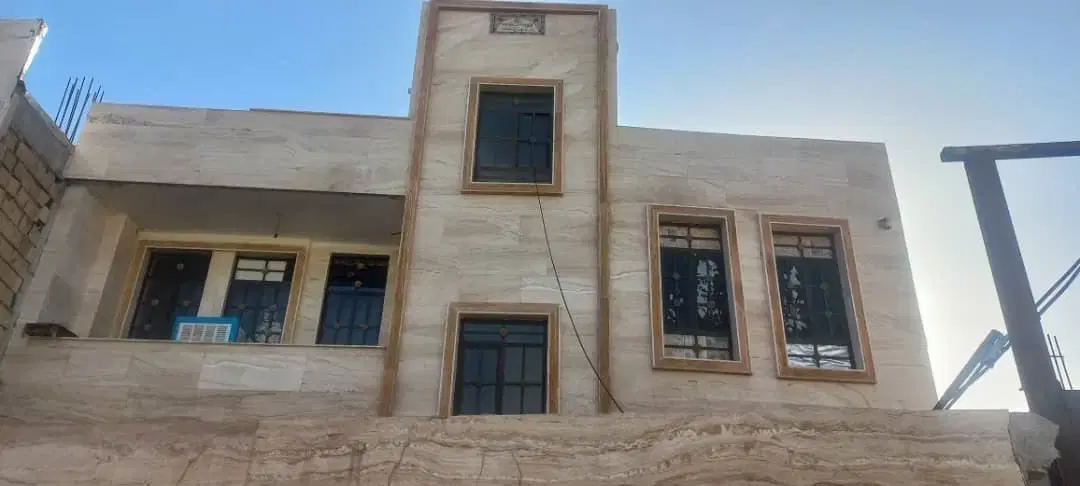 آپارتمان دو طبقه شرف آباد